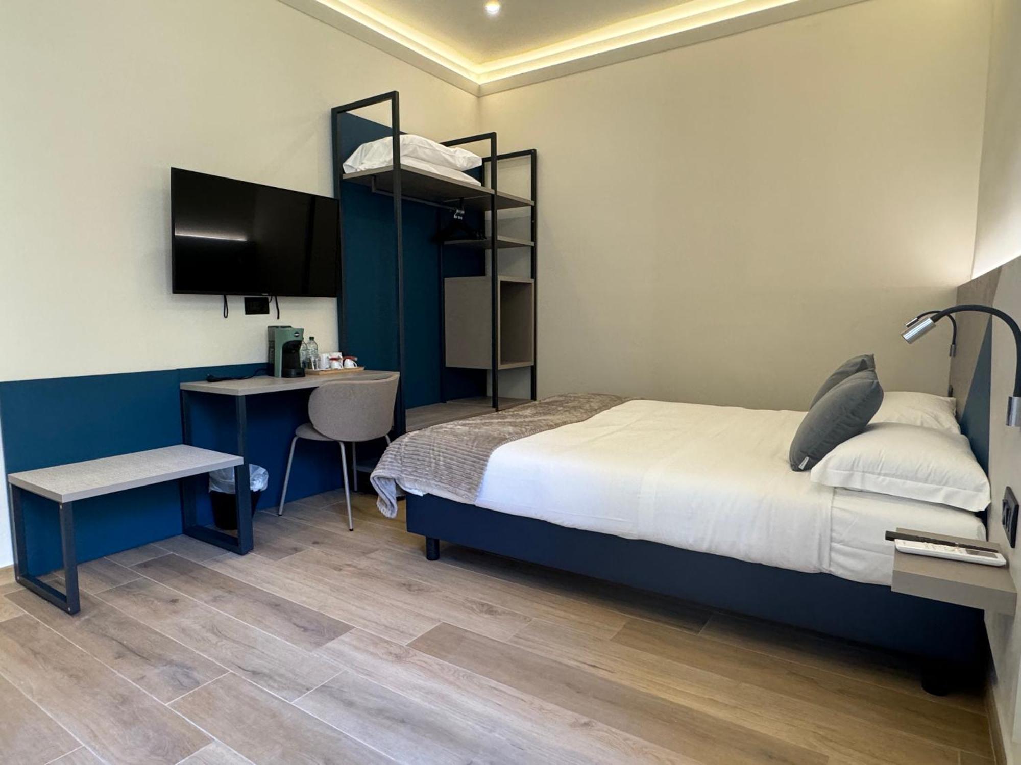 Honeycomb Guesthouse Рим Экстерьер фото