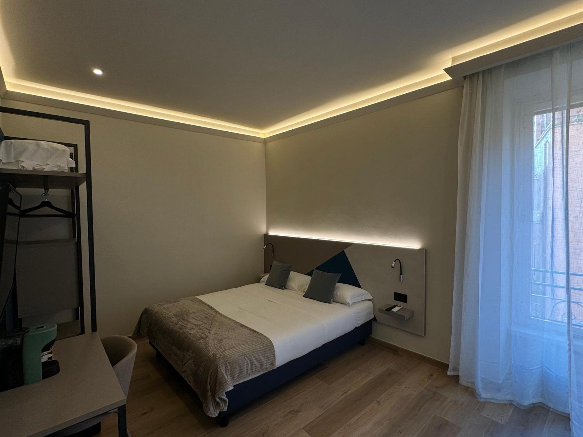 Honeycomb Guesthouse Рим Экстерьер фото