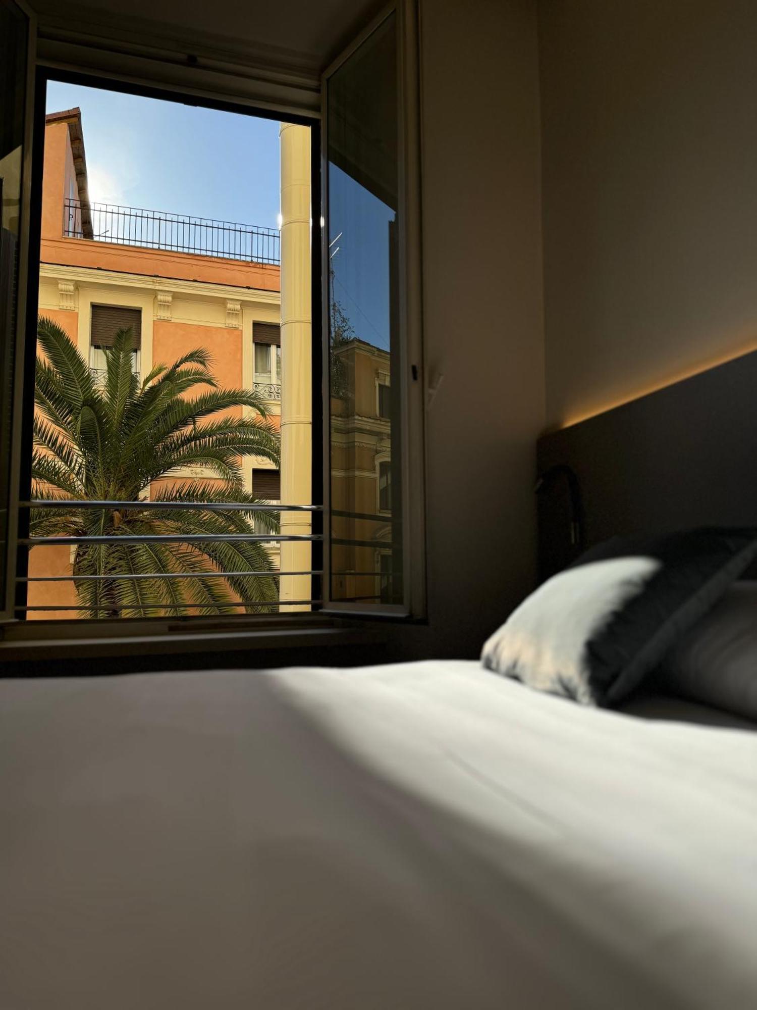 Honeycomb Guesthouse Рим Экстерьер фото