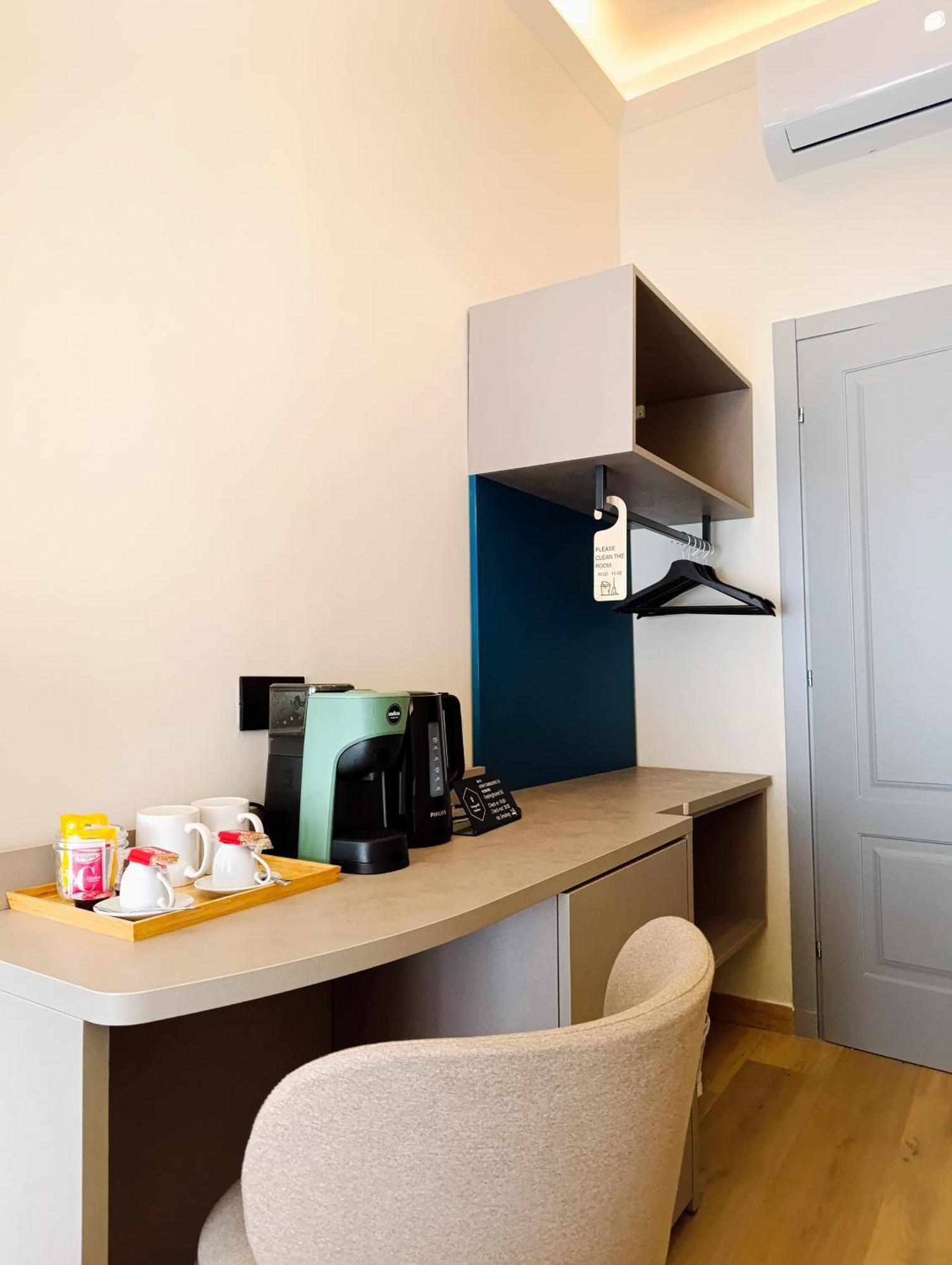 Honeycomb Guesthouse Рим Экстерьер фото